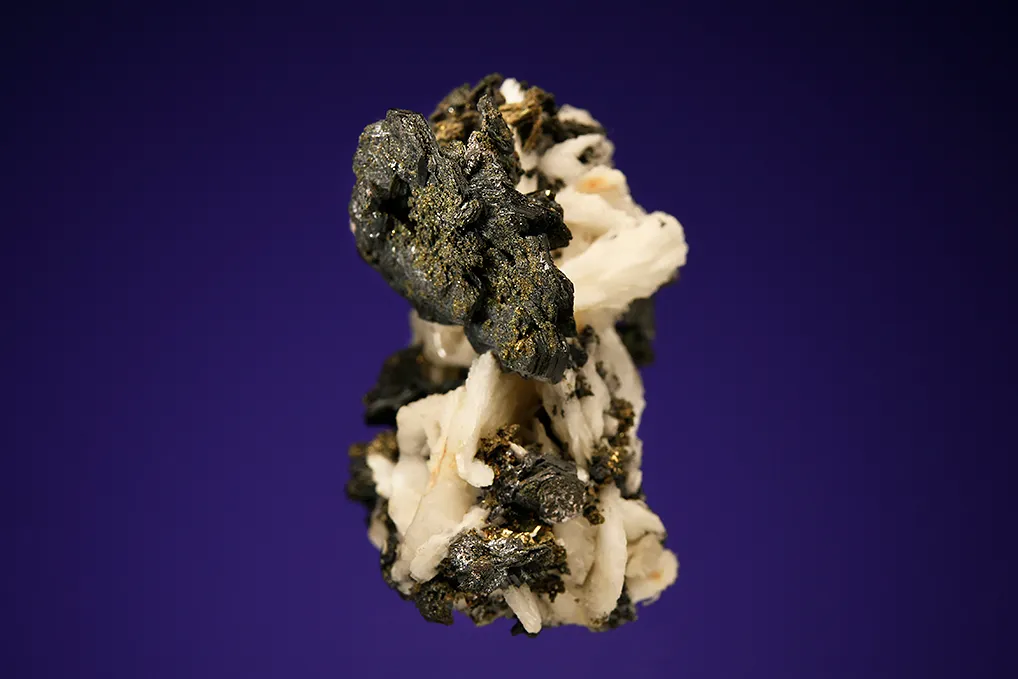 Polybasite on Barite - image 3