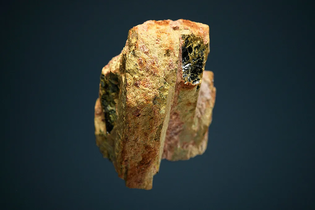 Polycrase-(Y) - image 3