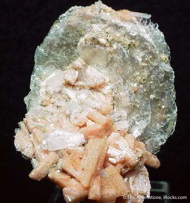 Polylithionite on Serandite image