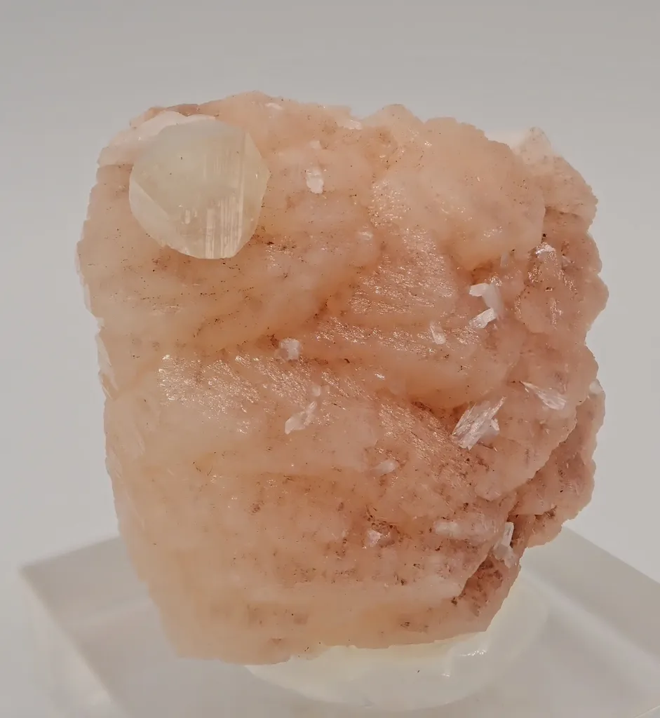 Powellite image