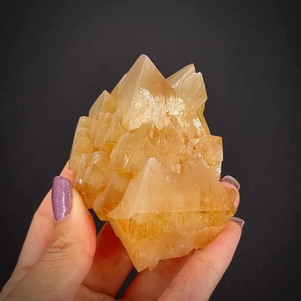 Powellite - image 2