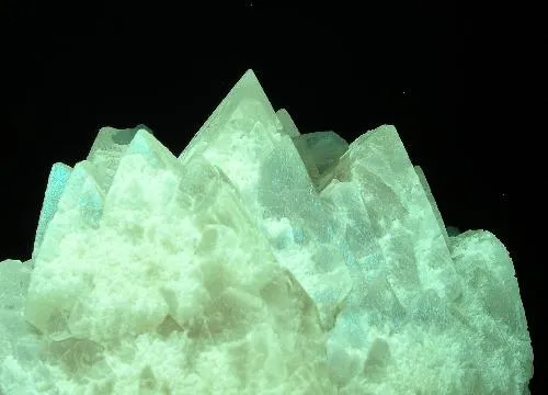 Powellite - image 3