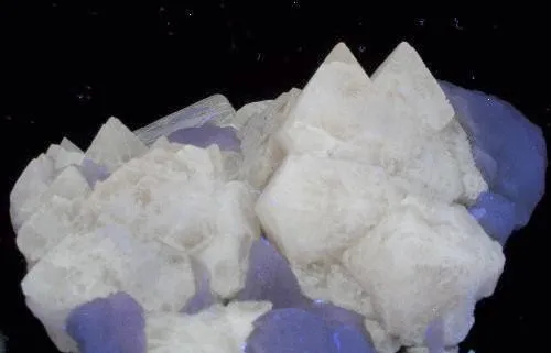 Powellite - image 2