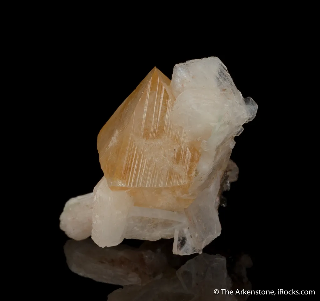 Powellite on Stilbite - image 4