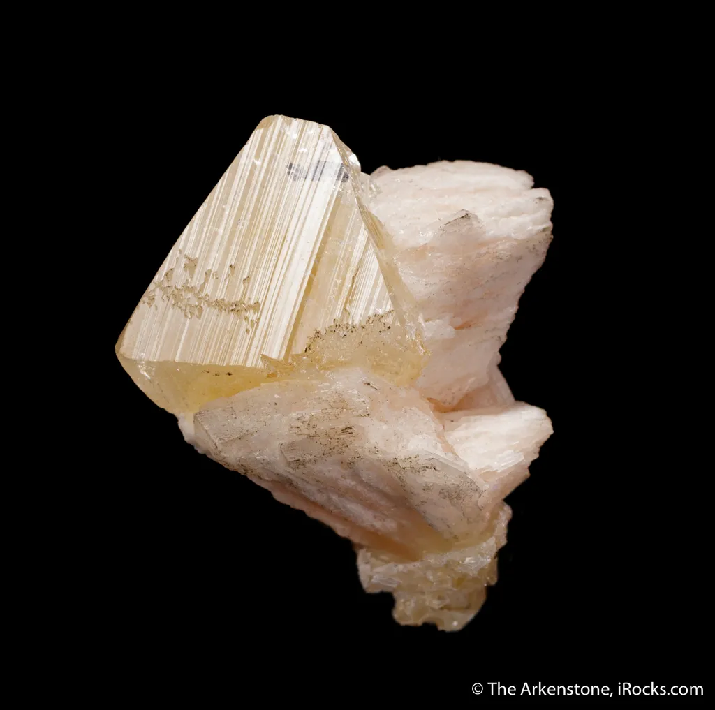 Powellite on Stilbite - image 4