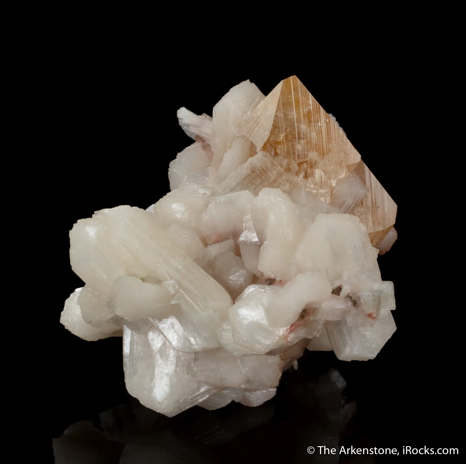Powellite on Stilbite - image 2