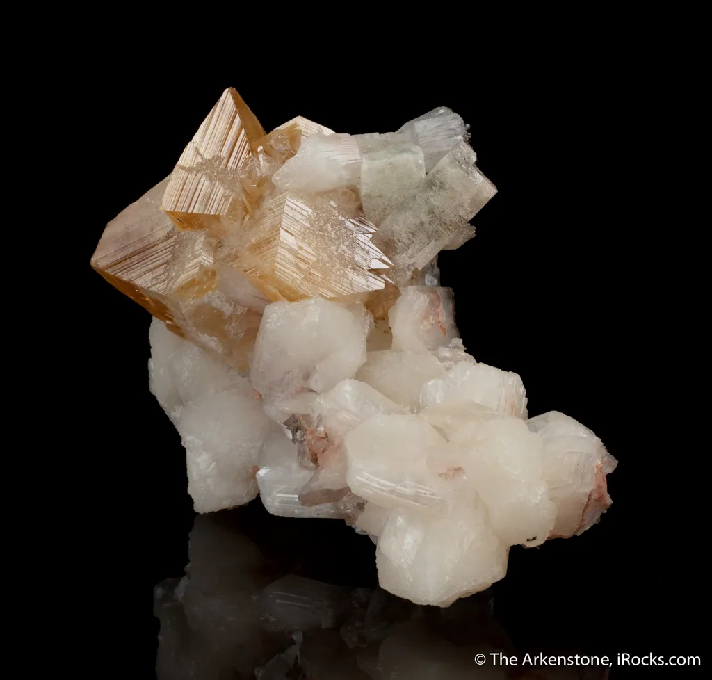 Powellite on Stilbite - image 6