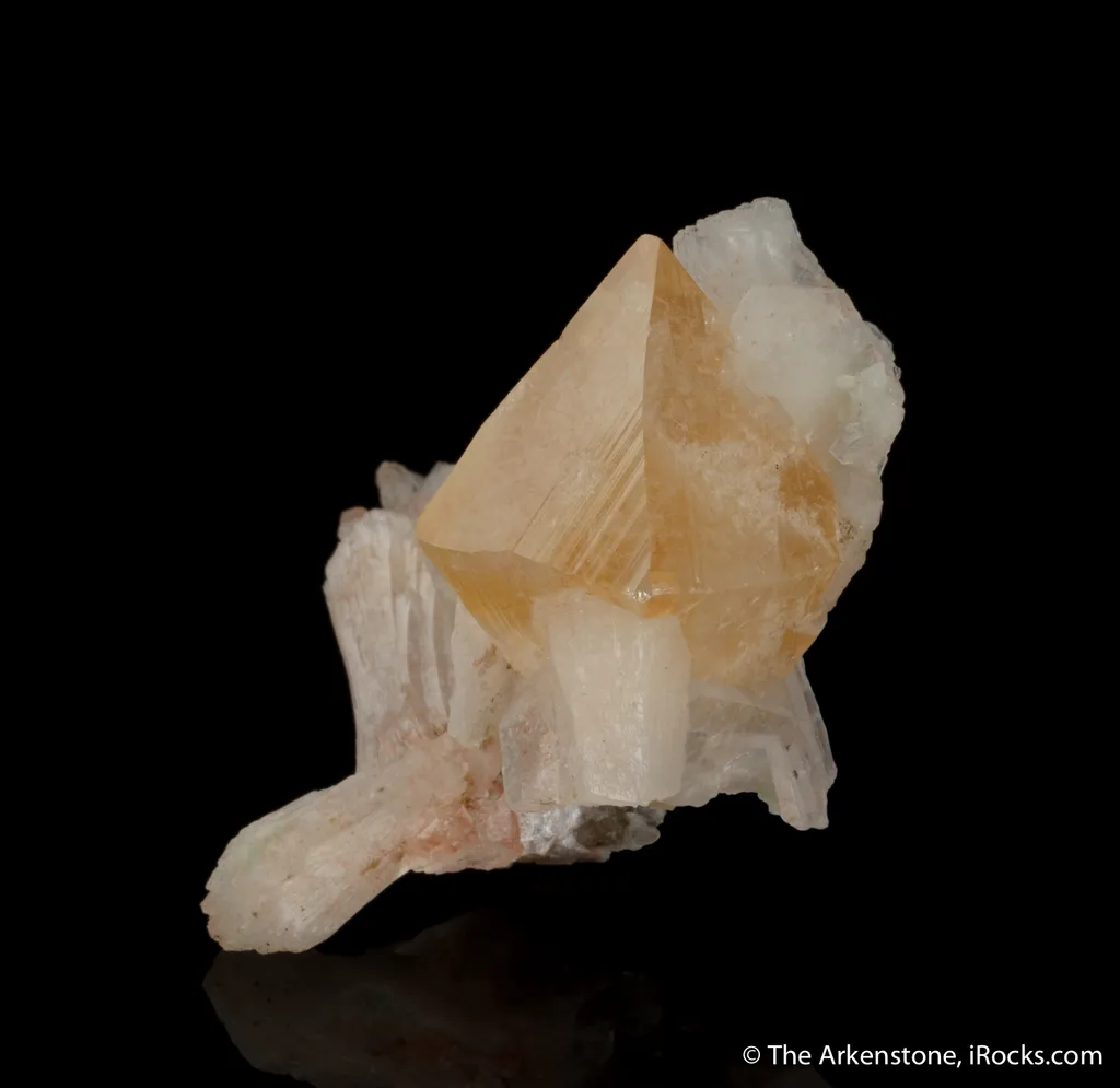 Powellite on Stilbite - image 3