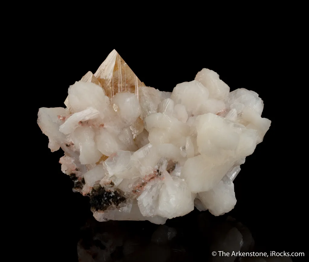 Powellite on Stilbite - image 4