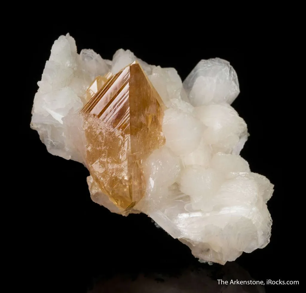 Powellite on Stilbite - image 4