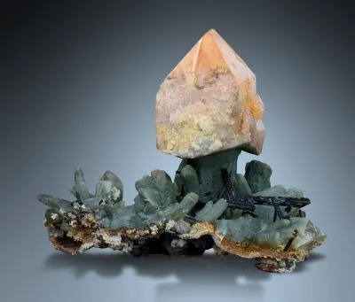 Prase Sceptre Quartz with Ilvaite - image 2