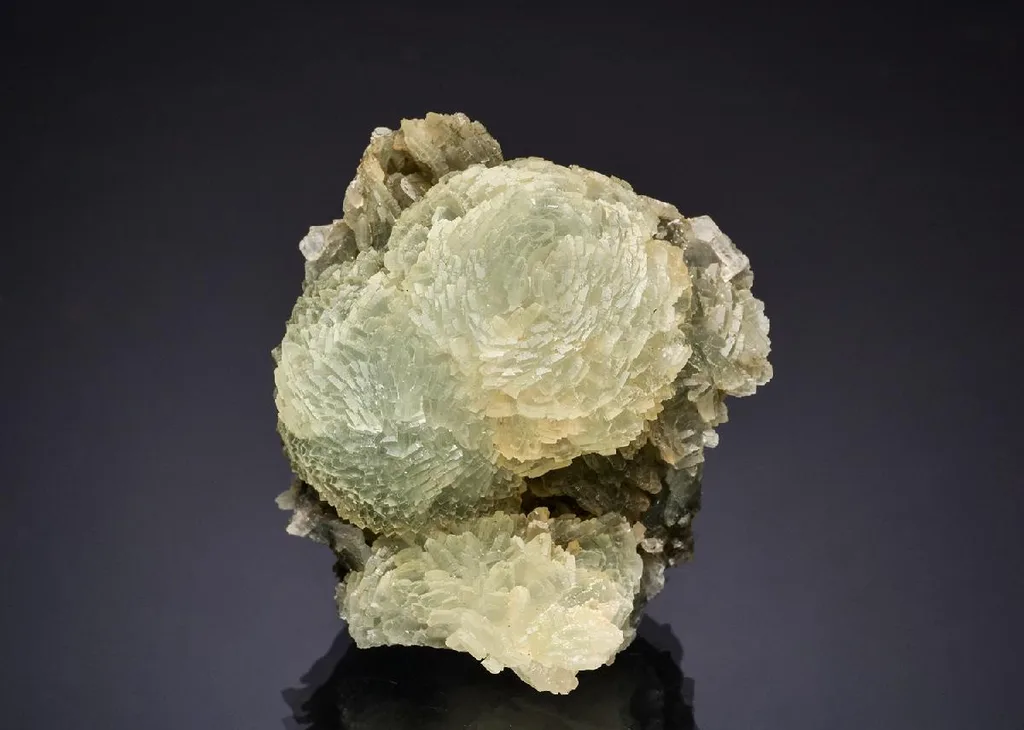 Prehnite image