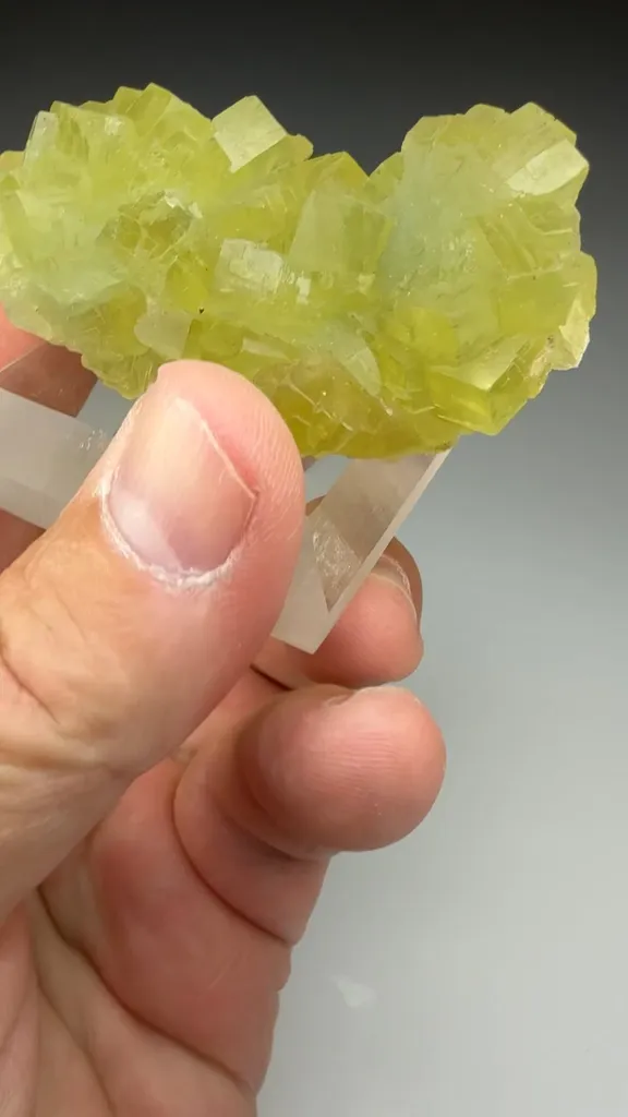 Prehnite (2148) - image 2