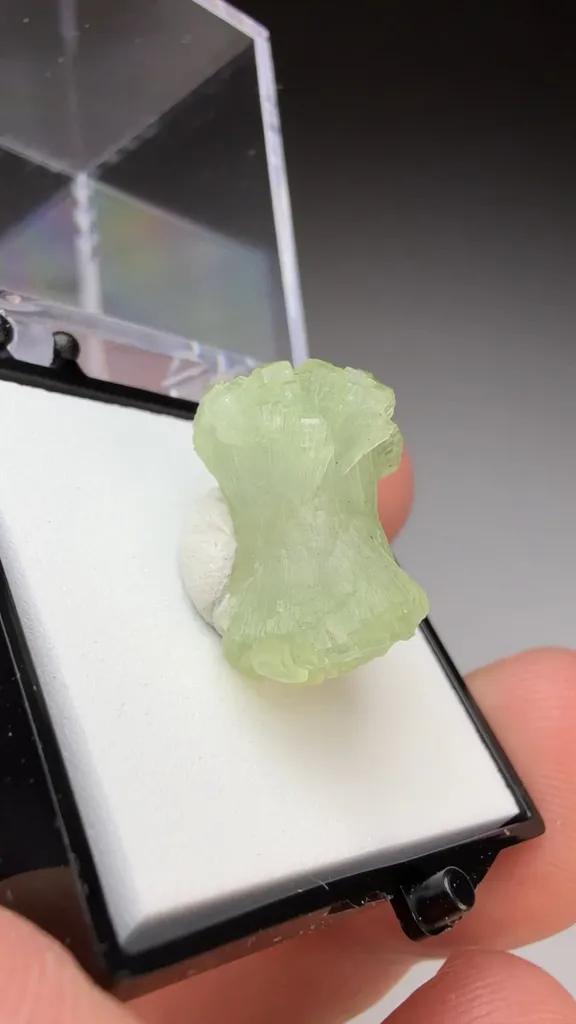 Prehnite - image 2