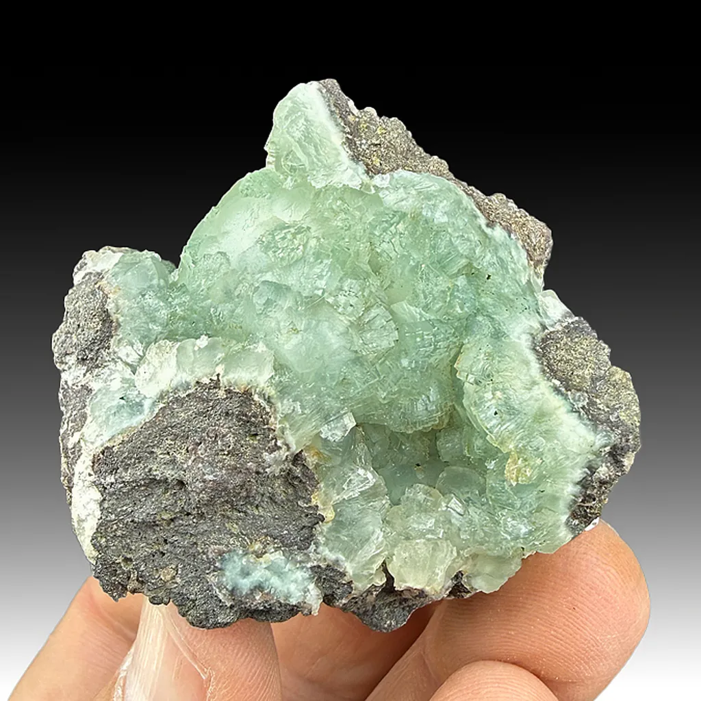 Prehnite image