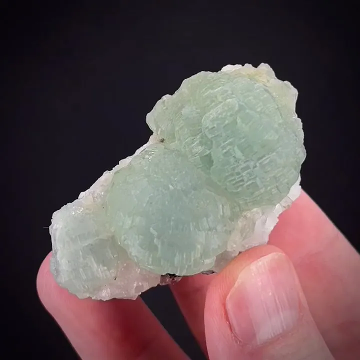 Prehnite image