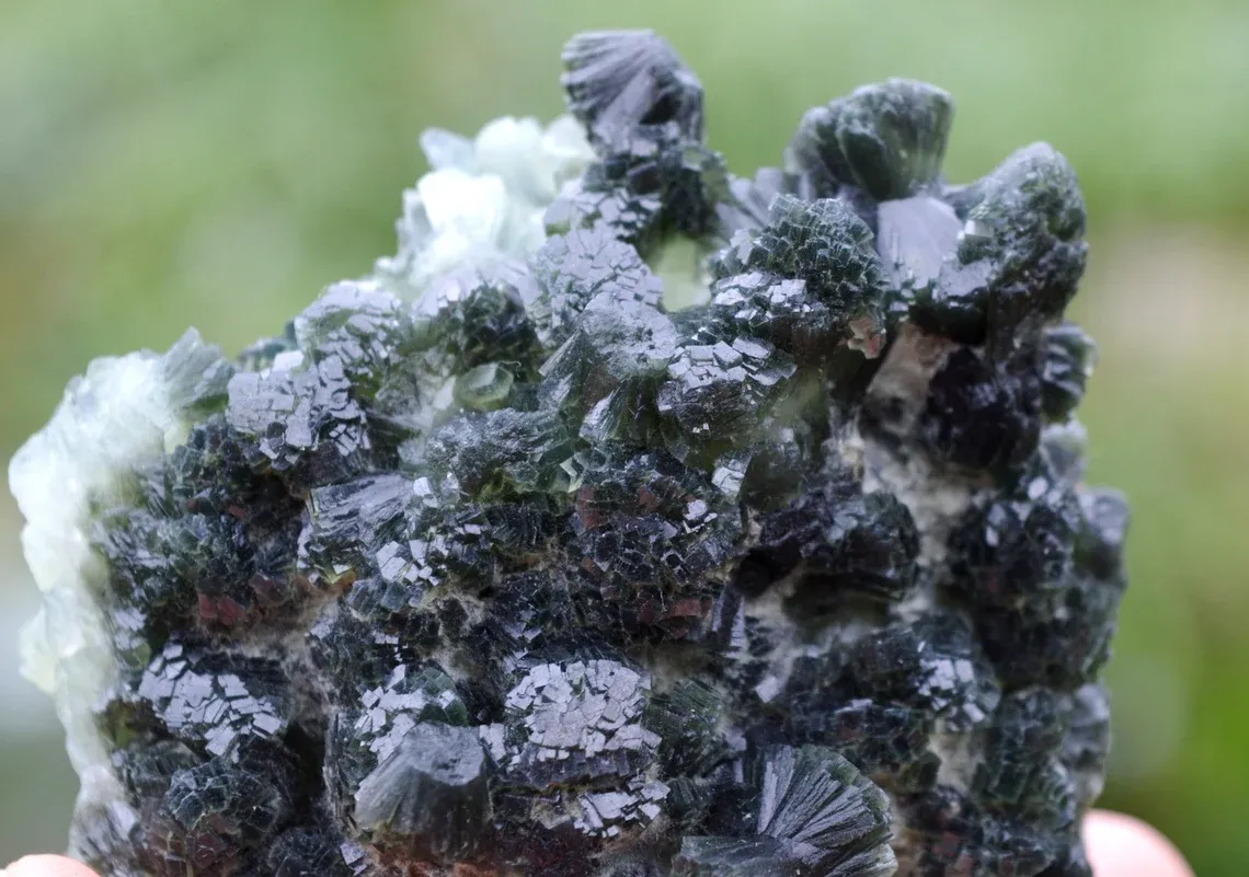 Prehnite & Epidote - 294 grams - Boumalne-Dadès Circle, Tinghir Province, Drâa-Tafilalet, Morocco - image 5