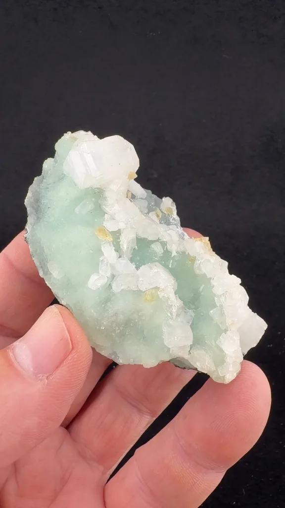 Prehnite - image 2