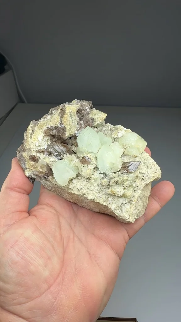 Prehnite from Saint-Christophe-en-Oisans, Grenoble, Isère, Auvergne-Rhône-Alpes, France - image 2