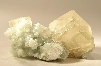 Prehnite, Glauberite, Calcite image