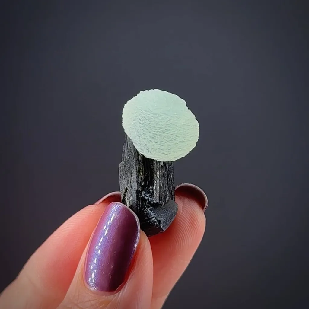 Prehnite on Epidote - image 2