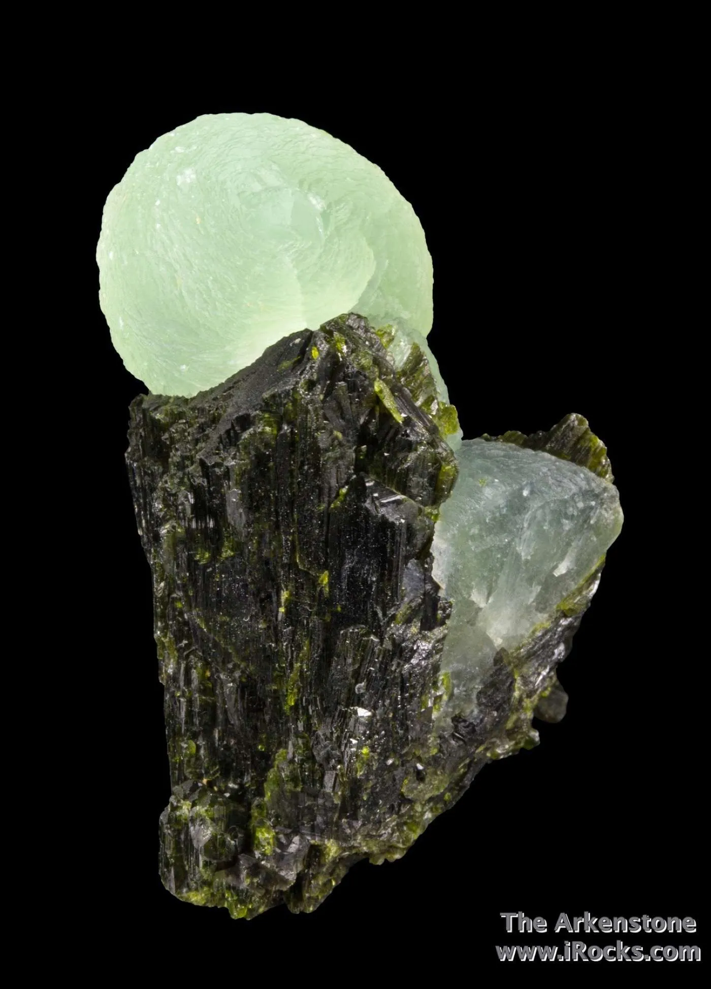 Prehnite on Epidote - image 4