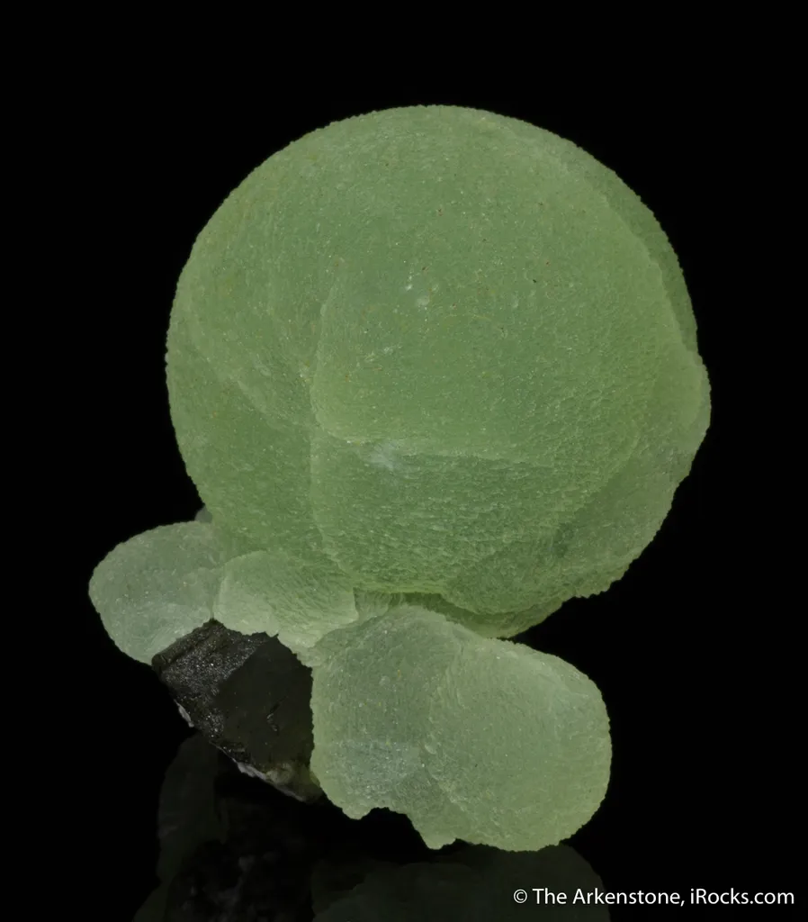 Prehnite on Epidote - image 3
