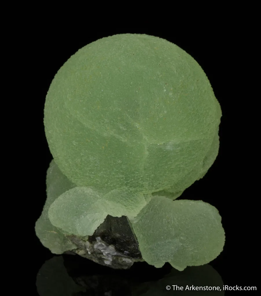 Prehnite on Epidote - image 2