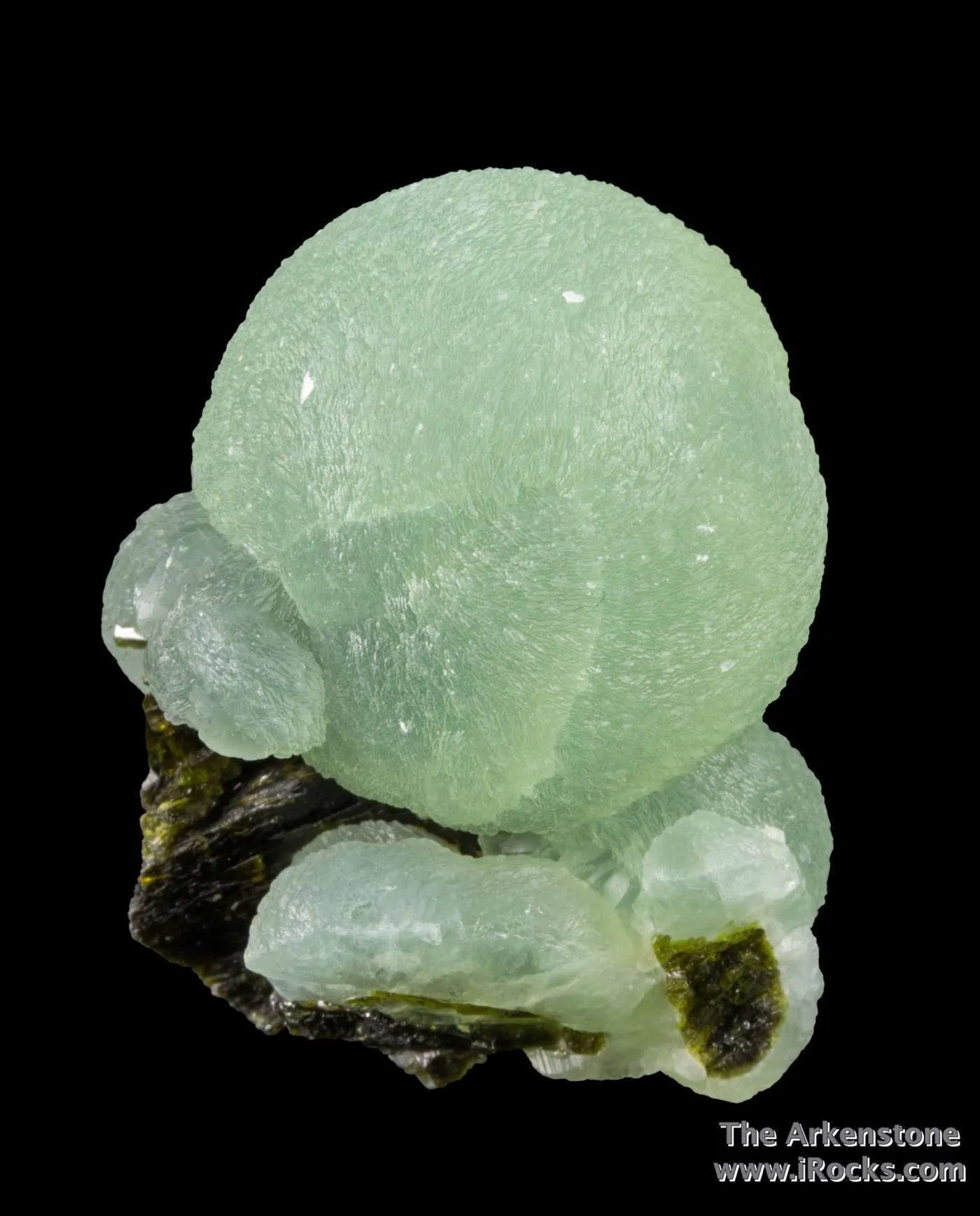 Prehnite on Epidote - image 2