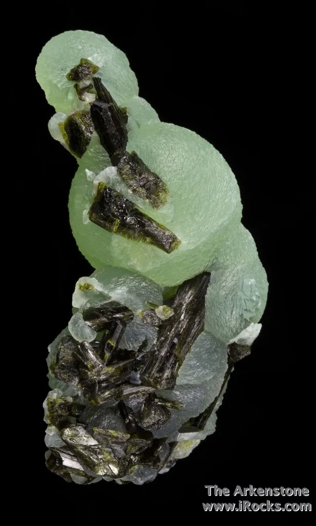 Prehnite on Epidote - image 4