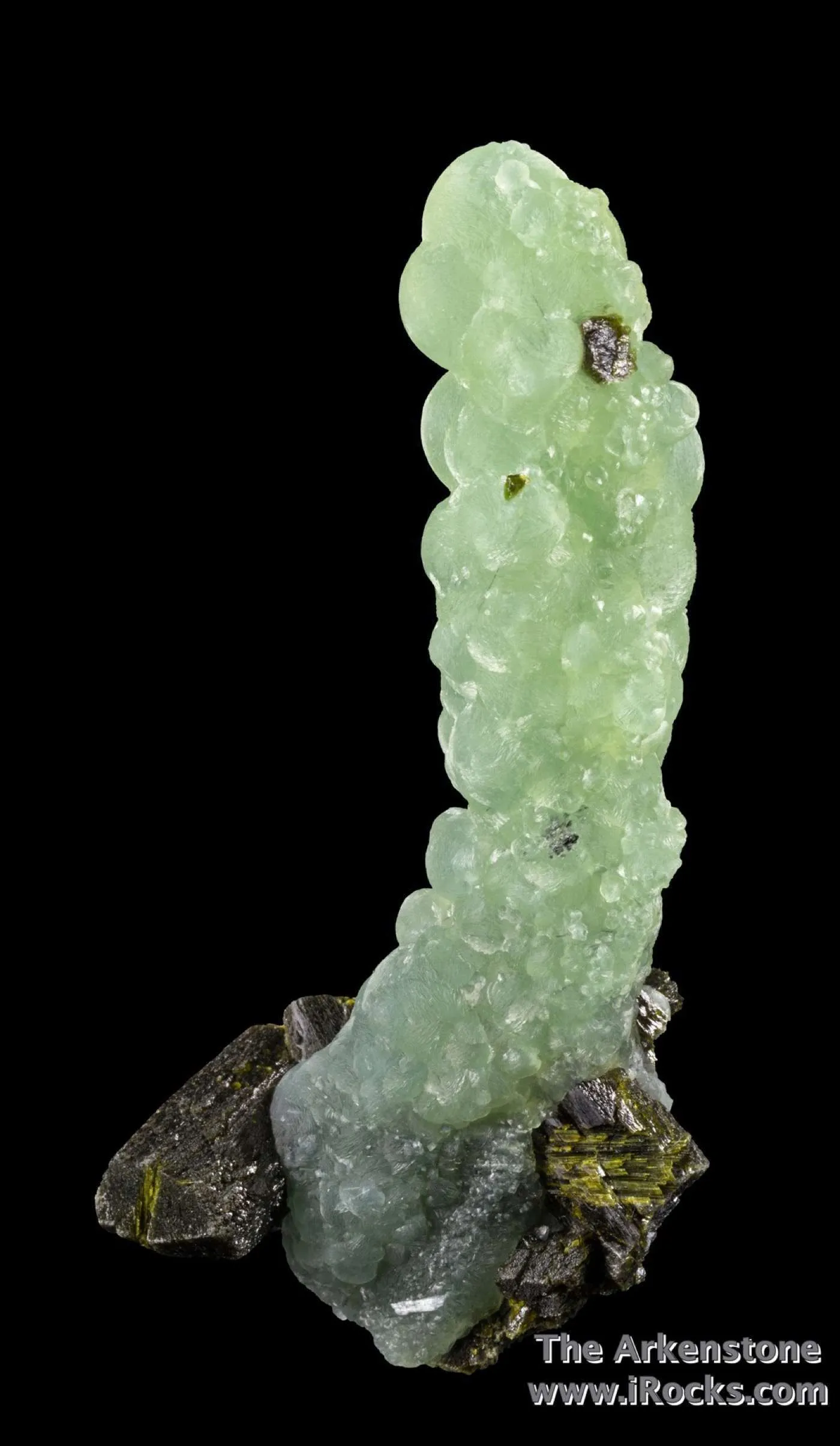 Prehnite on Epidote - image 4