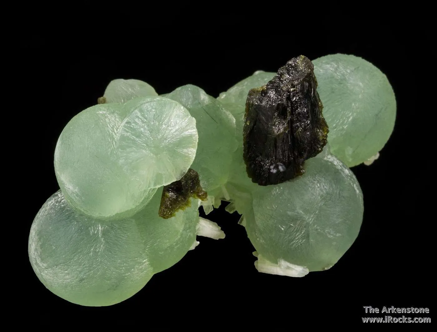 Prehnite on Epidote with Laumontite - image 5