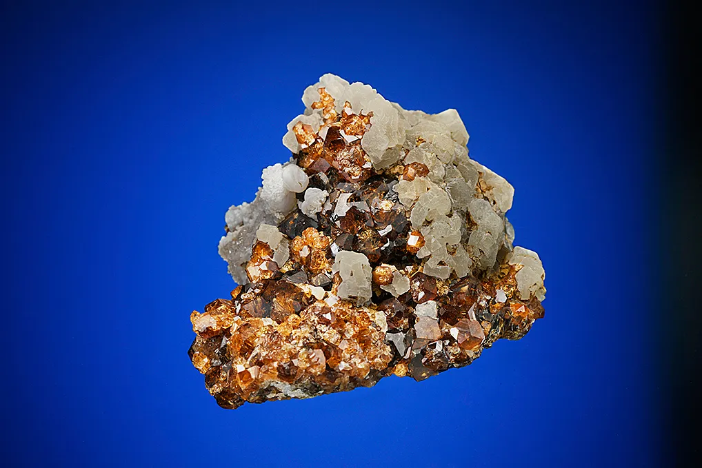 Prehnite on Grossular - image 5