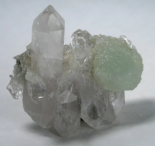 Prehnite, Quartz image