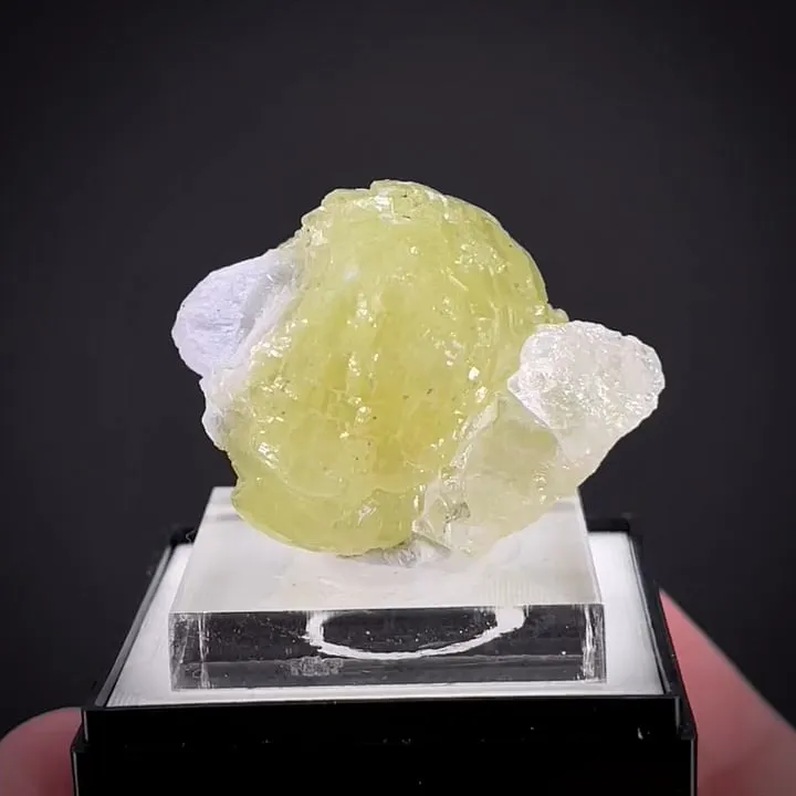Prehnite with Quartz and Pectolite - image 1