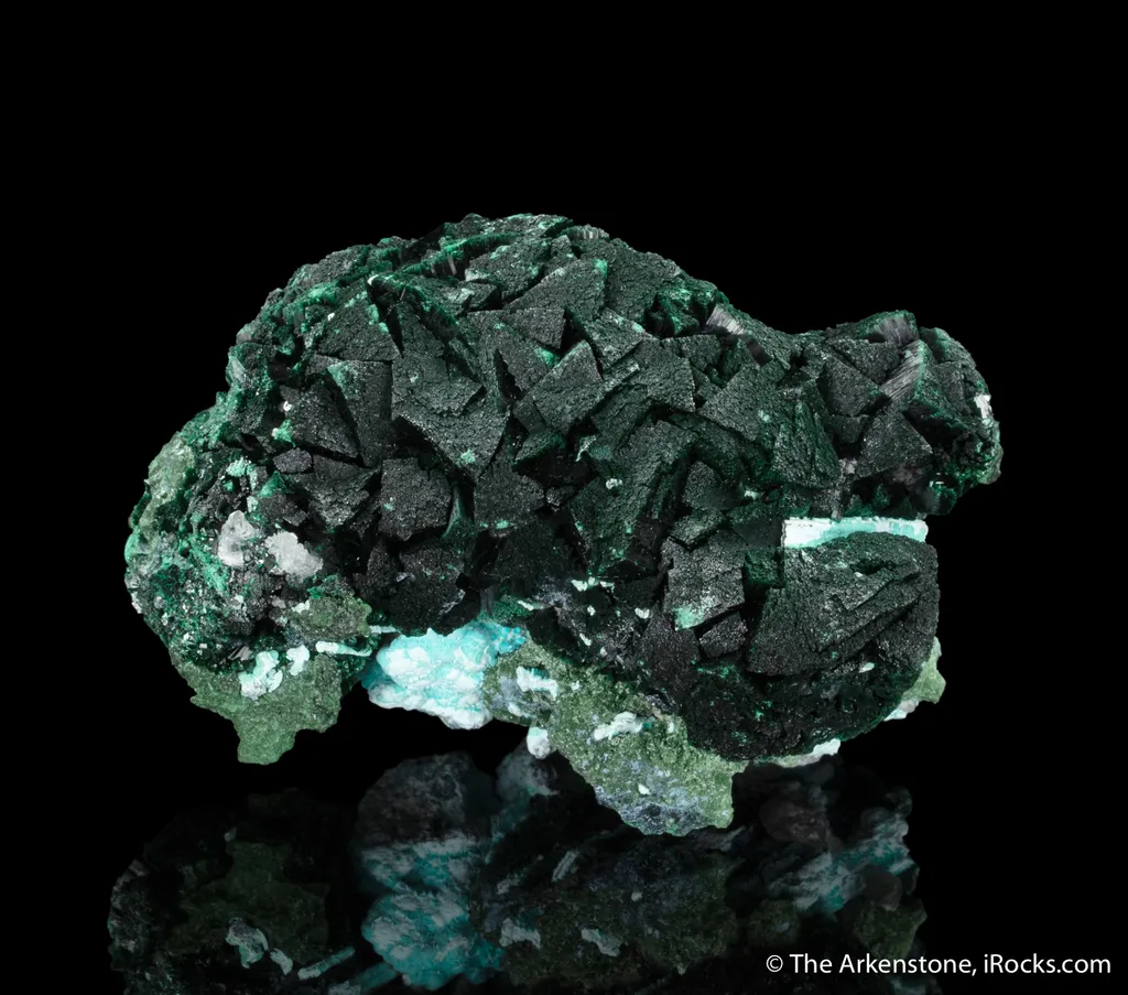 Primary Malachite on Chrysocolla - image 3