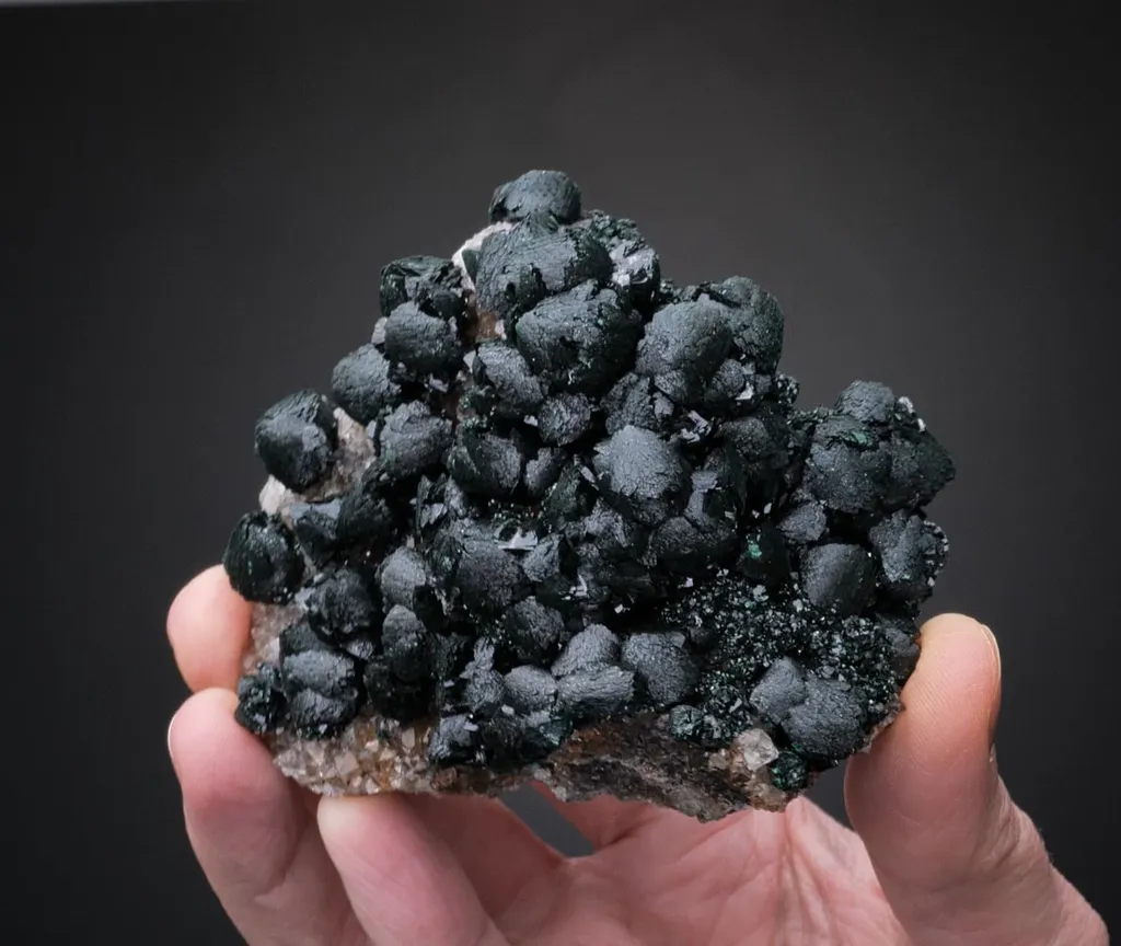 Primary Malachite on Quartz - image 2