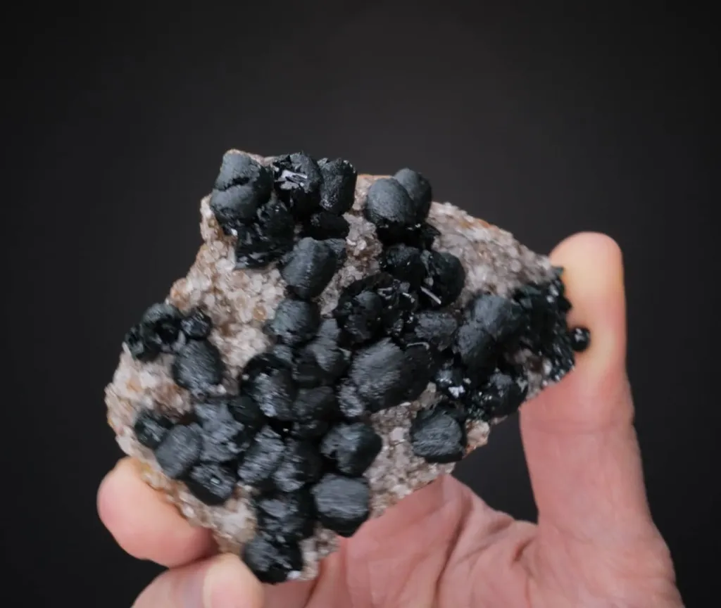 Primary Malachite on Quartz - image 2