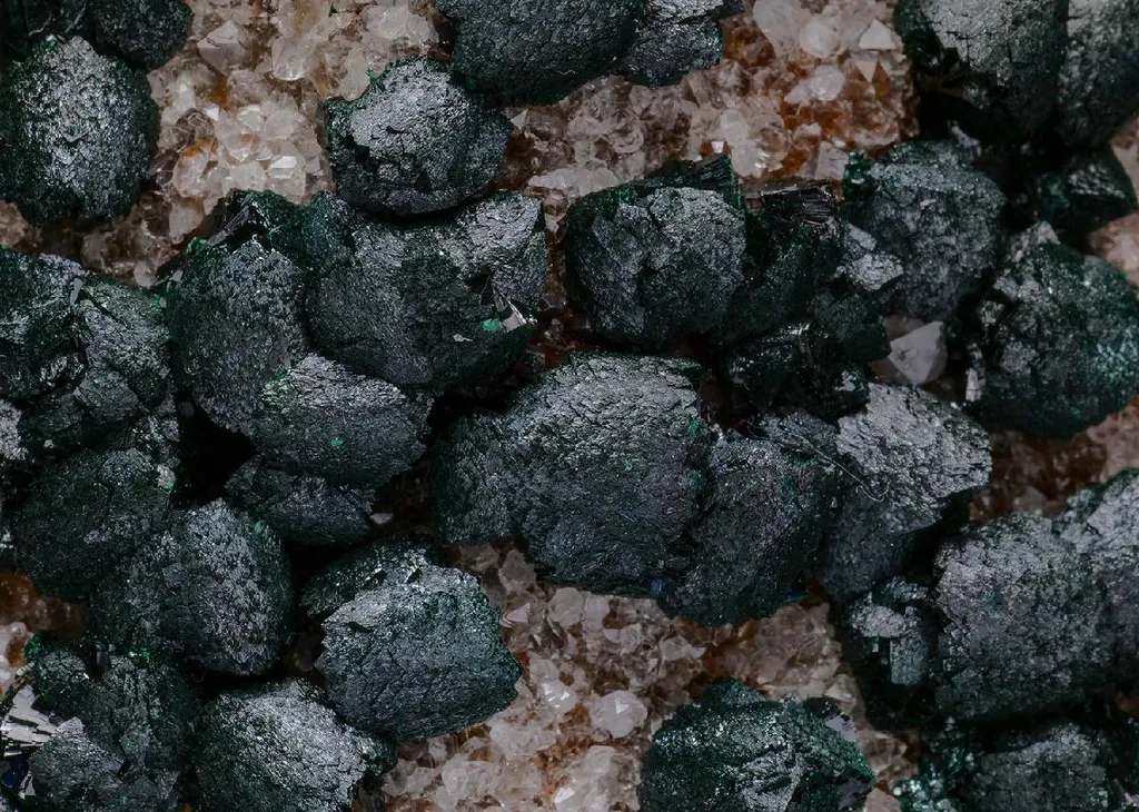 Primary Malachite on Quartz image