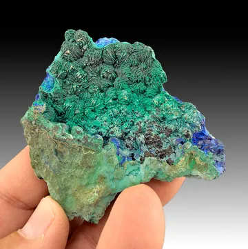 Pseudomalachite after Azurite