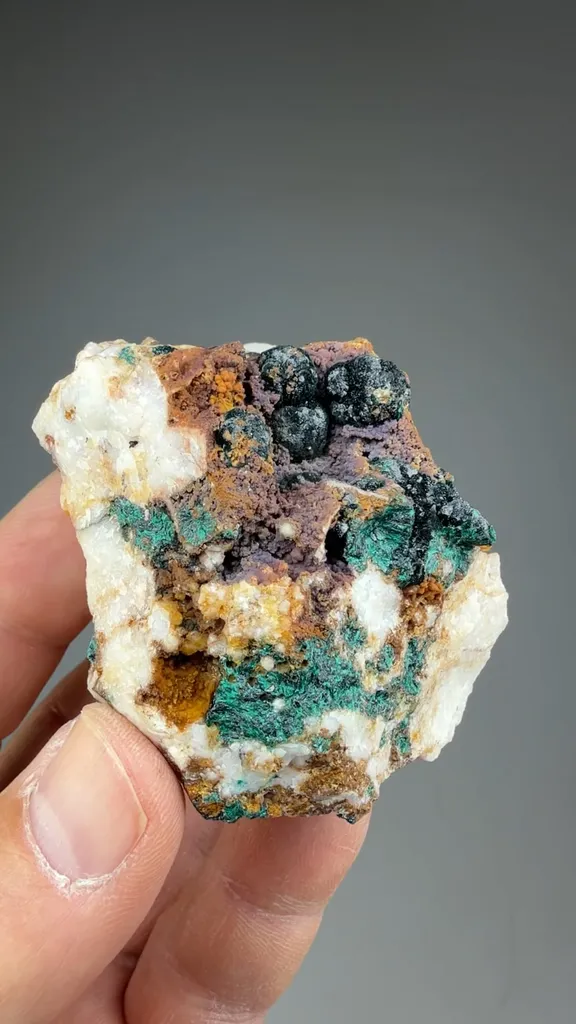 Pseudomalachite with Quartz, Cuprite - image 2