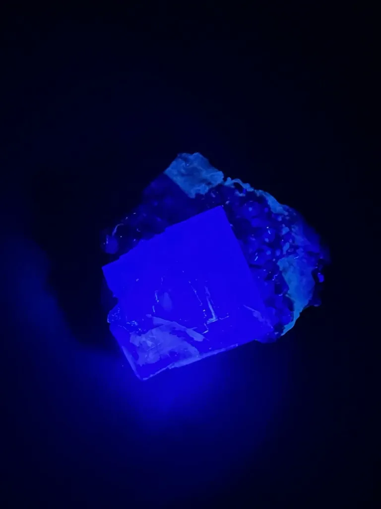 Purple Zoned Fluorite and Calcite from China, Yaogangxian Mine - 10110 - image 5