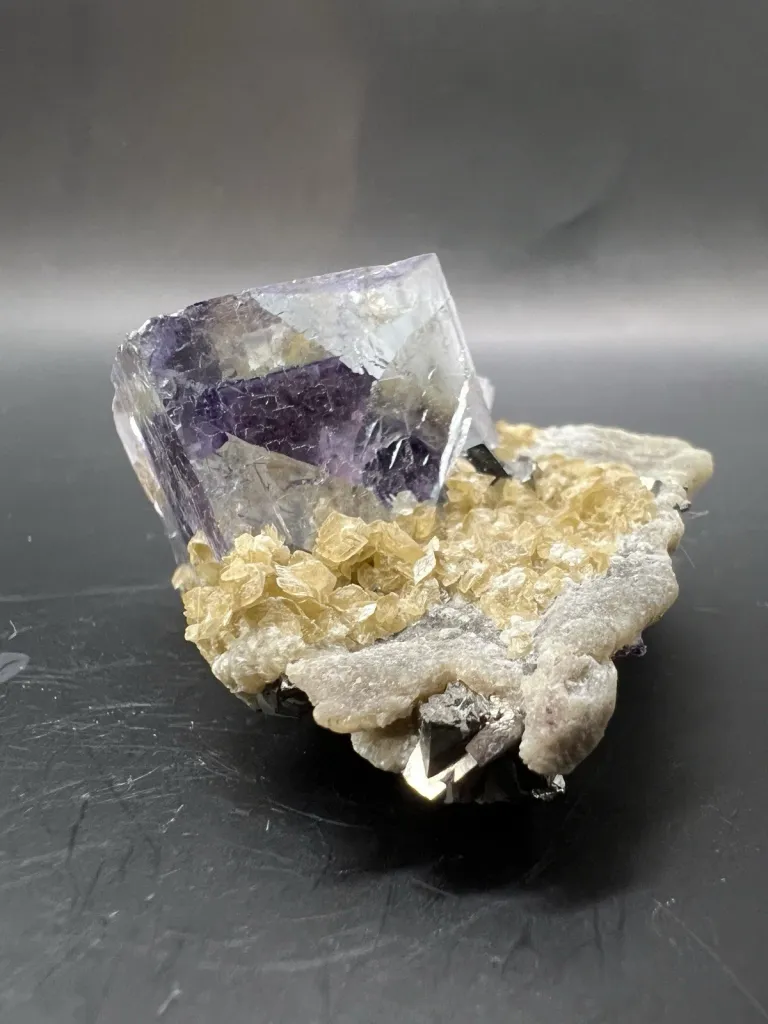 Purple Zoned Fluorite and Calcite from China, Yaogangxian Mine - 10110 - image 3