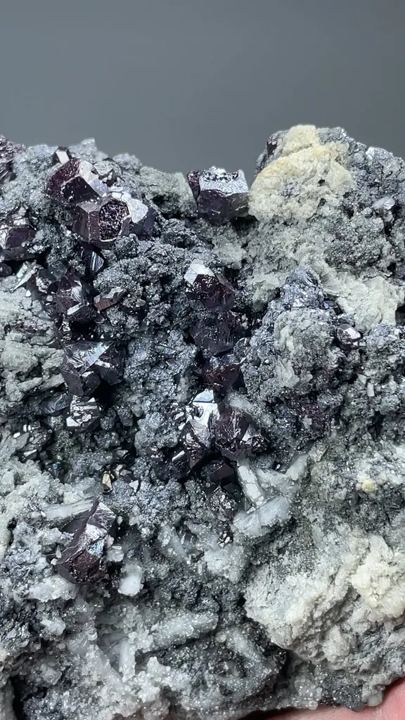 Pyrargyrite - image 3