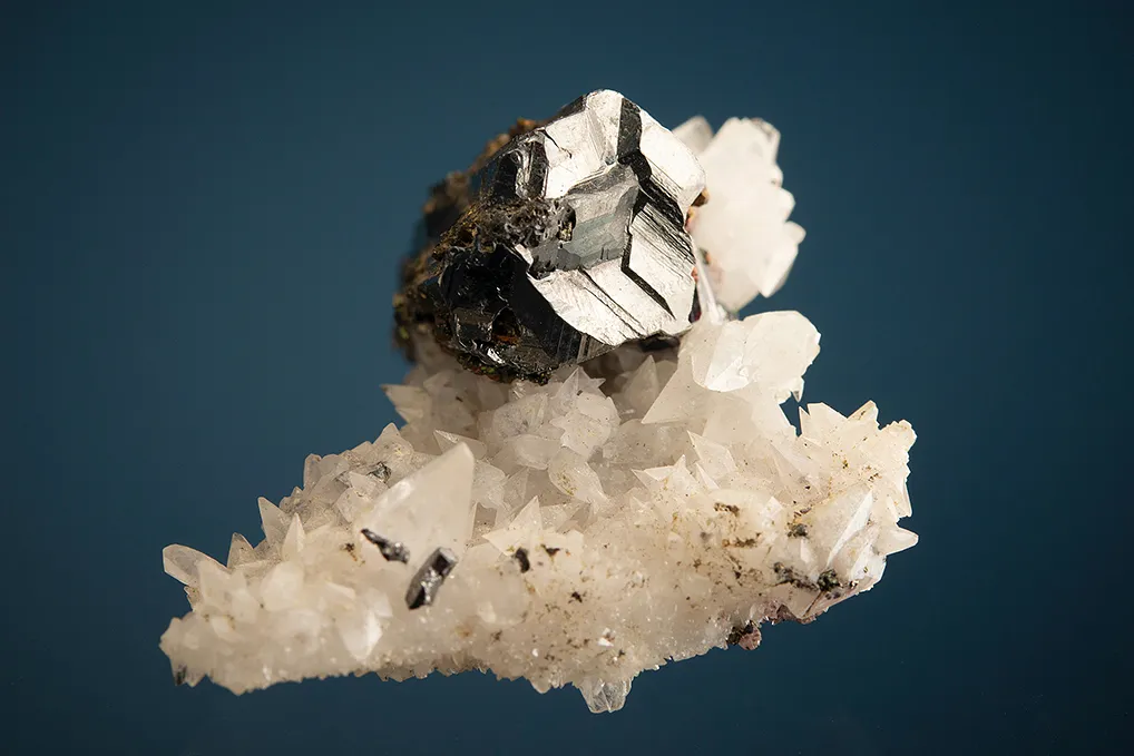 Pyrargyrite on Calcite - image 2
