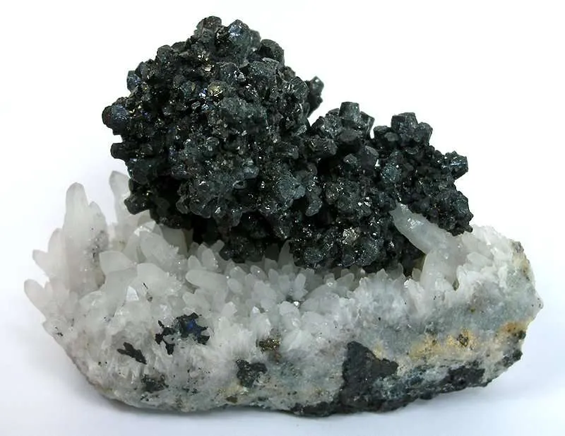 Pyrargyrite on Quartz image