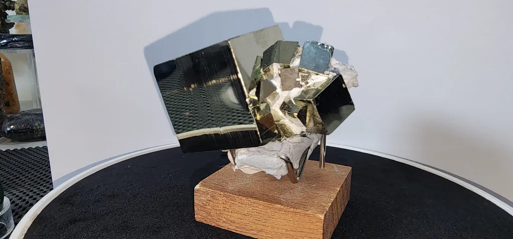 Pyrite - image 4