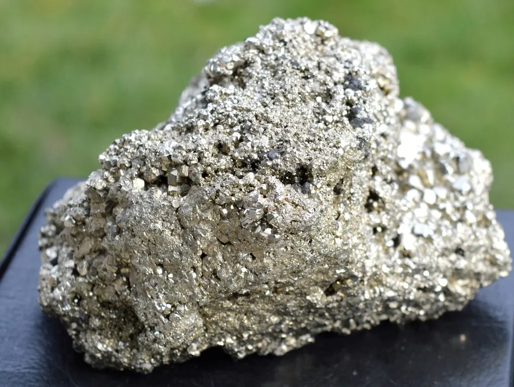 Pyrite 2370 grams - Huarón mining district, Huayllay district, Pasco province, Pasco, Peru - image 7