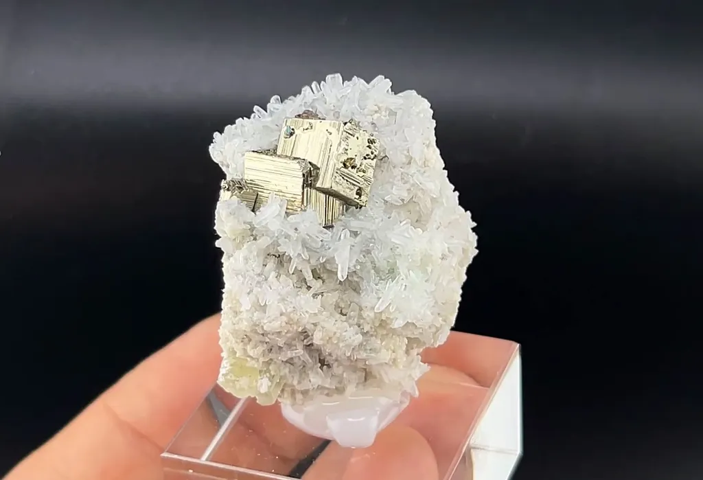 Pyrite - image 3