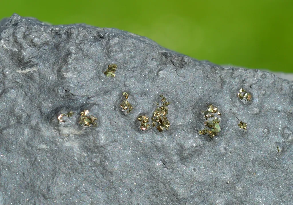Pyrite 624 grams - Lompret quarry, Lompret, Chimay, Hainaut, Wallonia Belgium - image 2